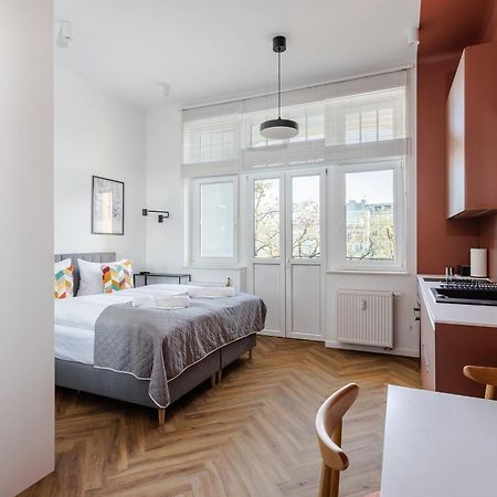 Przytulne I Komfortowe Studia Very Berry W Poznaniu By Noclegi Renters ภายนอก รูปภาพ